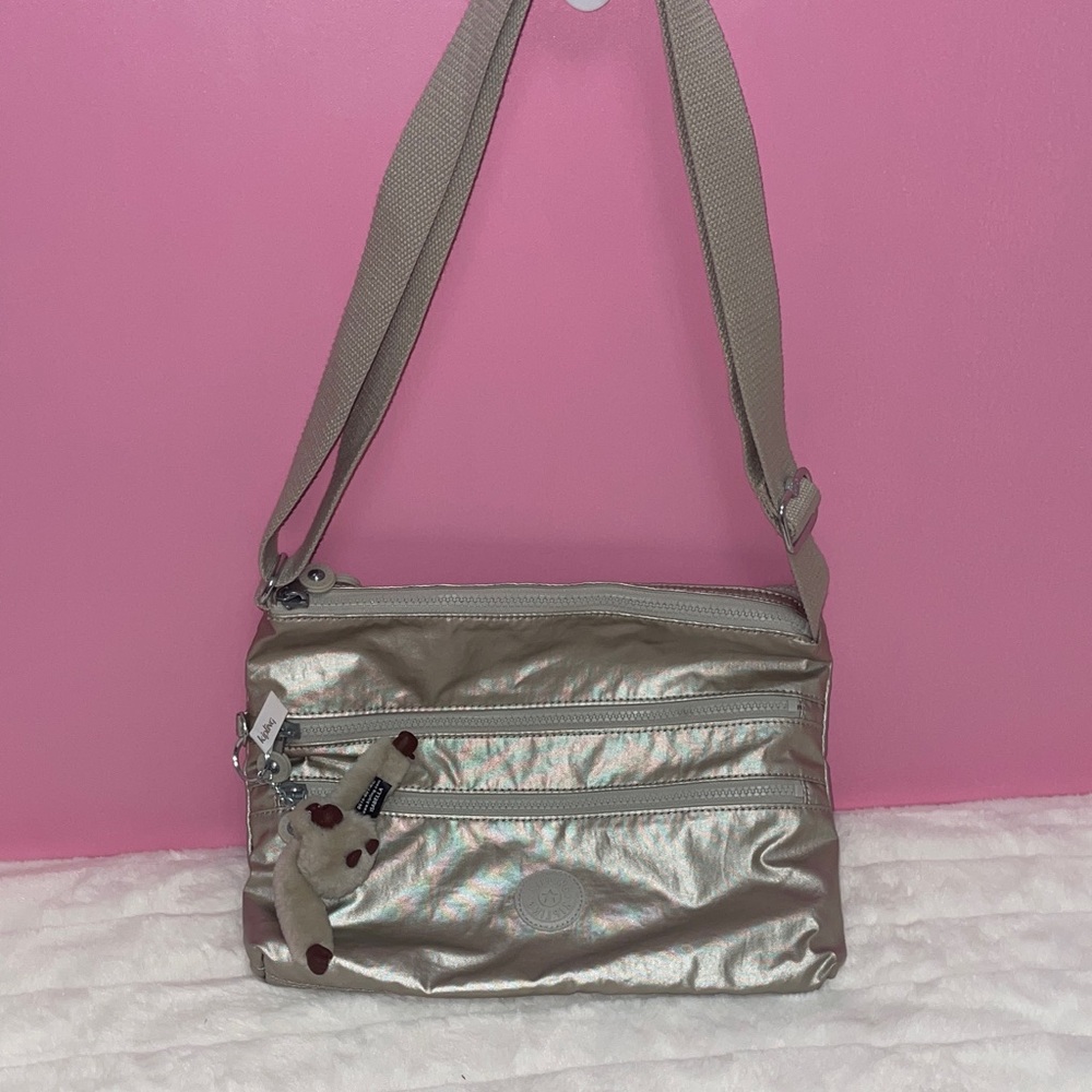 Kipling Alvar Crossbody